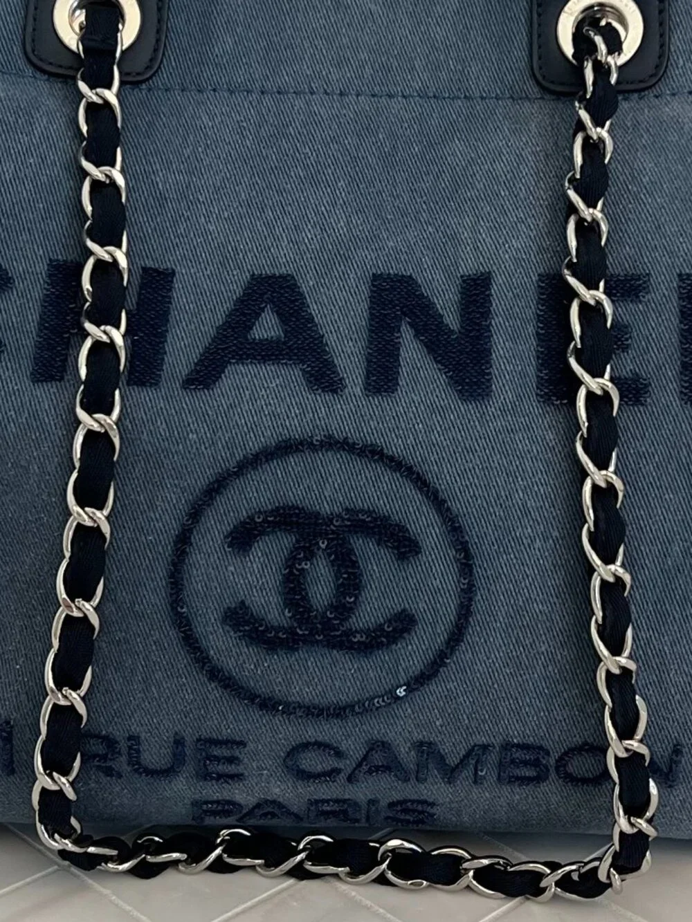 Chanel Blue Sequins canvas tote  Deauville large size - Picture 3 of 17